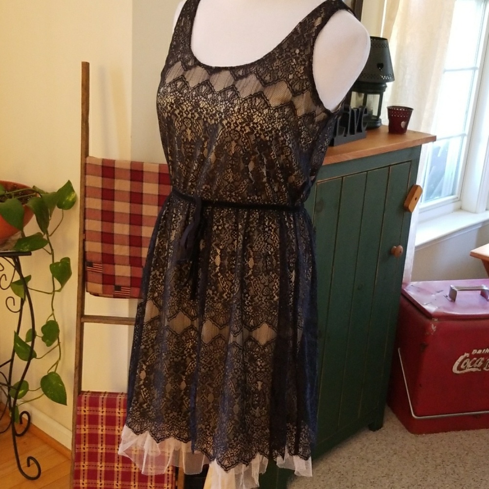 PINKY BLACK 🖤 LACE DRESS